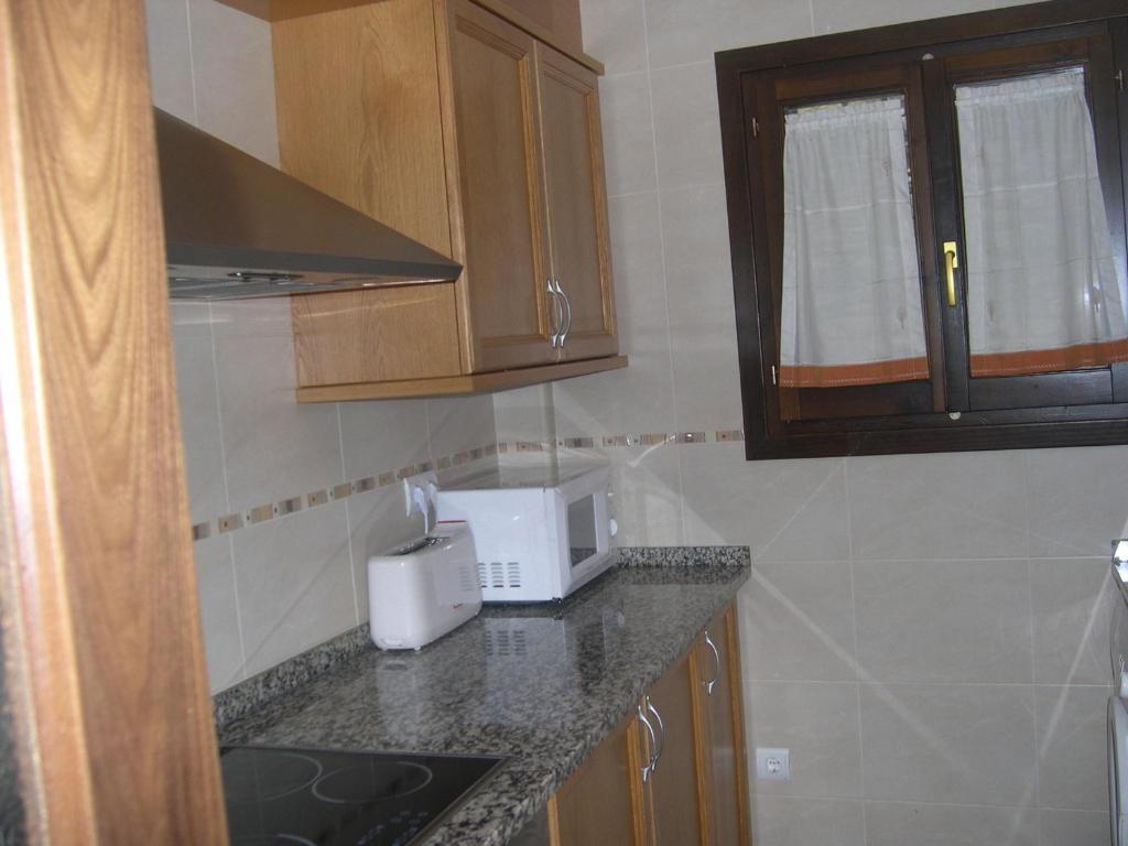 Apartamentos Estop Sahun Екстер'єр фото