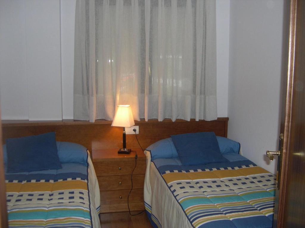 Apartamentos Estop Sahun Екстер'єр фото